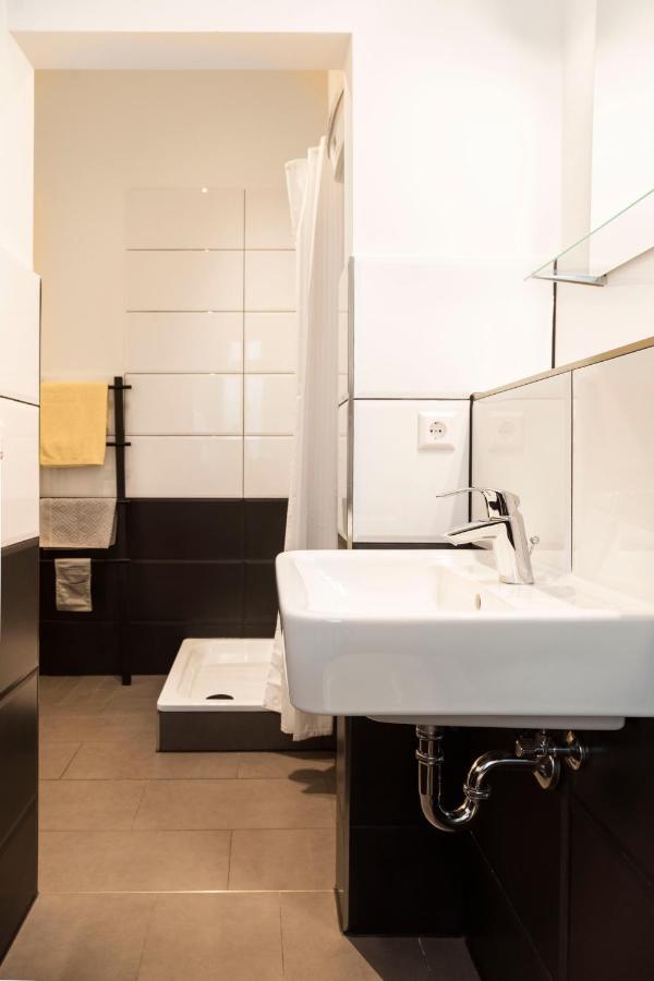 Amazing Apartment 1Br For 7 @Mauerpark Pberg Berlin Eksteriør billede
